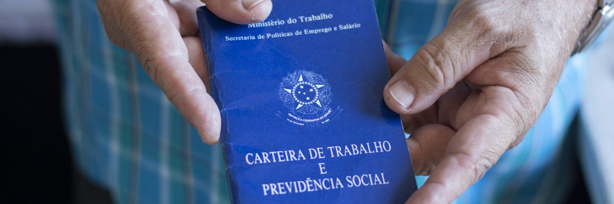 como-tirar-carteira-de-trabalho-scaled